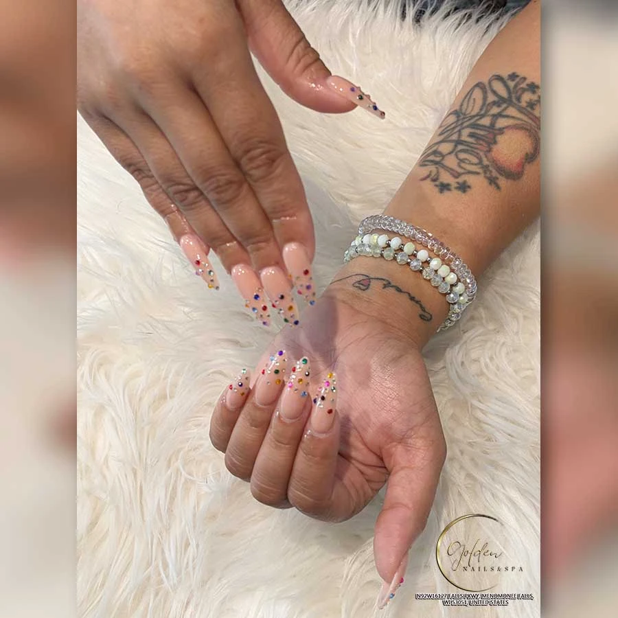 Golden Nails & Spa